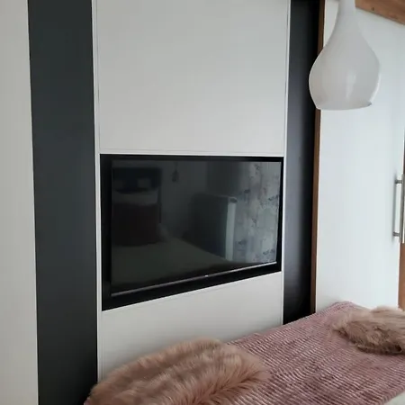 Greenport Delux Apartment